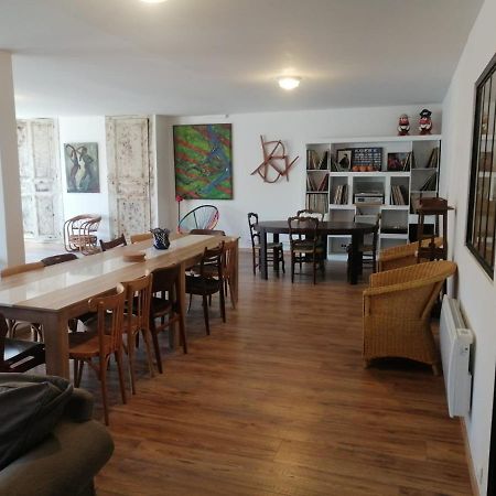 Logement Entier Spacieux Et Confortable A 1 H De Paris كورتيناي المظهر الخارجي الصورة