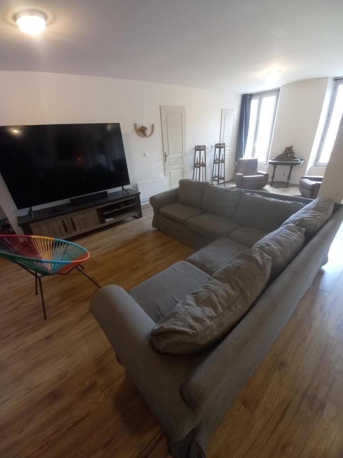 Logement Entier Spacieux Et Confortable A 1 H De Paris كورتيناي المظهر الخارجي الصورة
