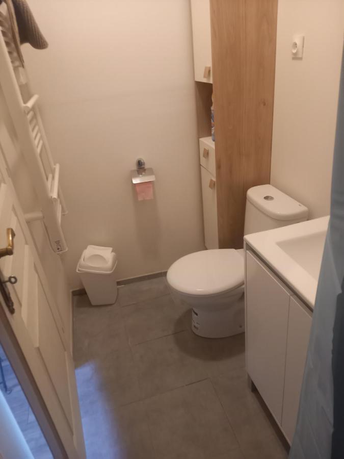 Logement Entier Spacieux Et Confortable A 1 H De Paris كورتيناي المظهر الخارجي الصورة